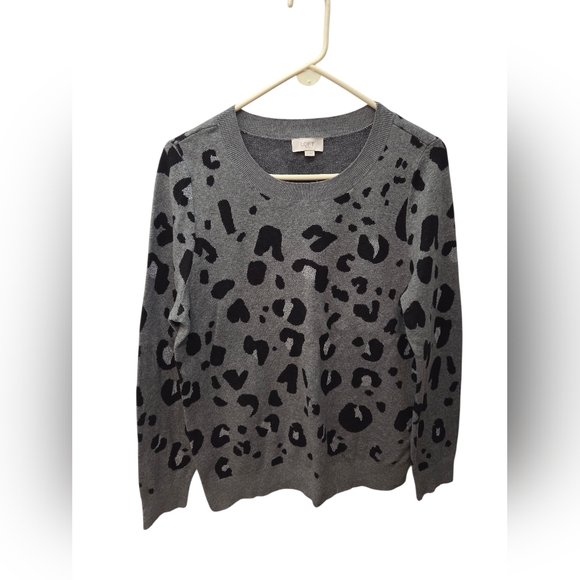 LOFT Sweaters - Loft Outlet Sweater Leopard Print Gray Metallic Size XL